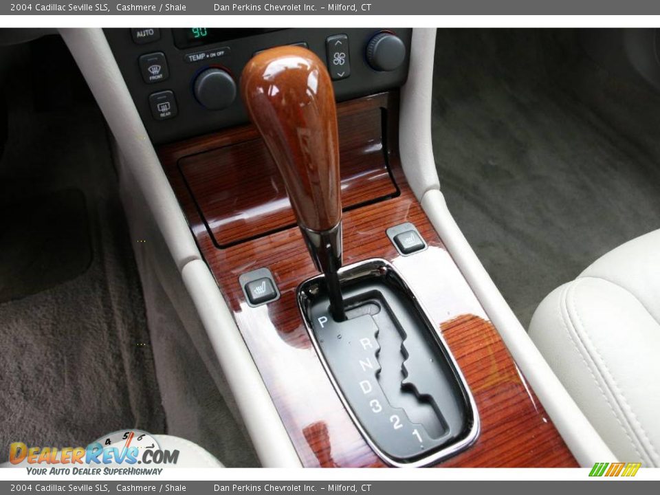 2004 Cadillac Seville SLS Cashmere / Shale Photo #9