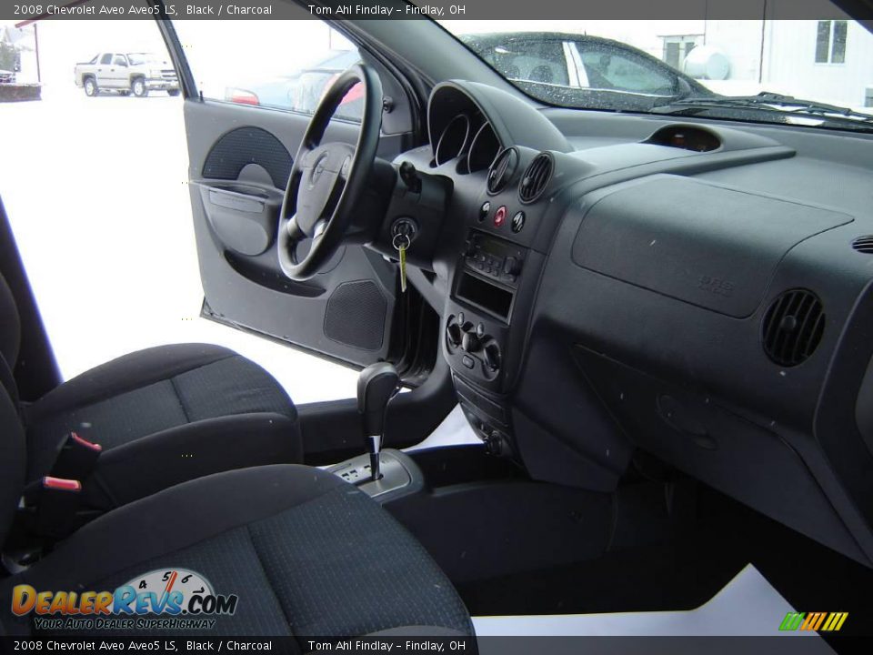 2008 Chevrolet Aveo Aveo5 LS Black / Charcoal Photo #13