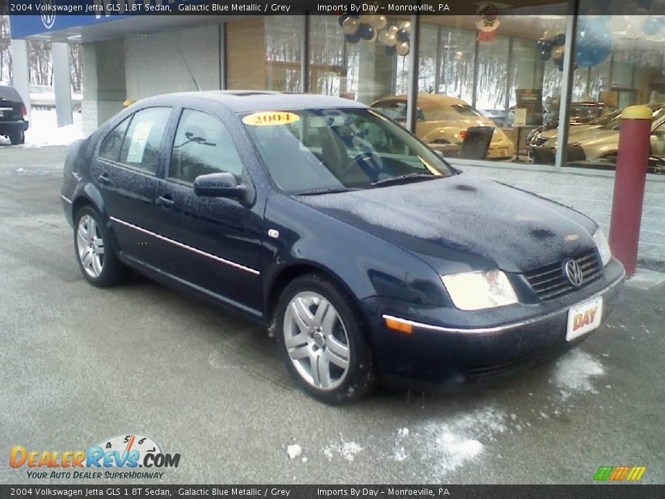2004 Volkswagen Jetta GLS 1.8T Sedan Galactic Blue Metallic / Grey Photo #2