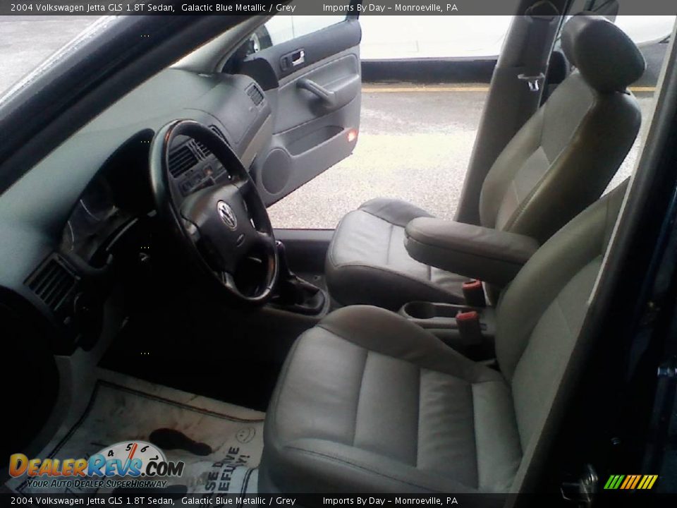 2004 Volkswagen Jetta GLS 1.8T Sedan Galactic Blue Metallic / Grey Photo #8