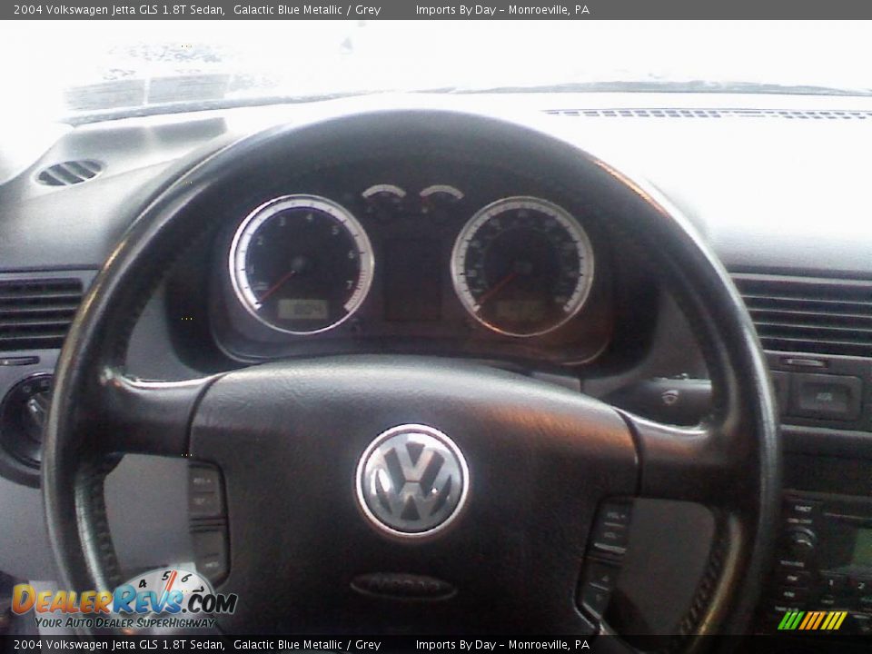 2004 Volkswagen Jetta GLS 1.8T Sedan Galactic Blue Metallic / Grey Photo #18