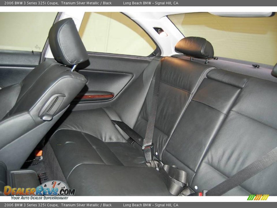 2006 BMW 3 Series 325i Coupe Titanium Silver Metallic / Black Photo #25
