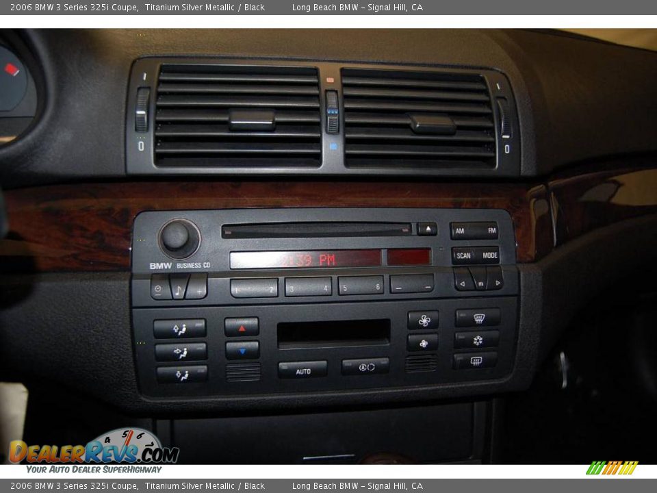 2006 BMW 3 Series 325i Coupe Titanium Silver Metallic / Black Photo #31