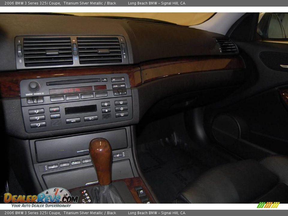 2006 BMW 3 Series 325i Coupe Titanium Silver Metallic / Black Photo #33