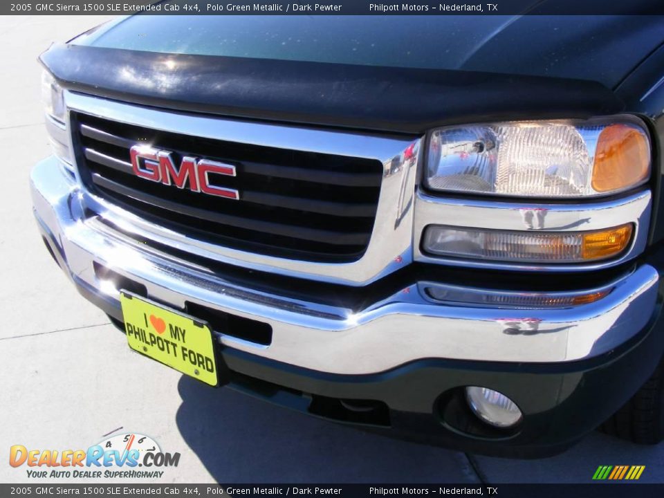 2005 GMC Sierra 1500 SLE Extended Cab 4x4 Polo Green Metallic / Dark Pewter Photo #11