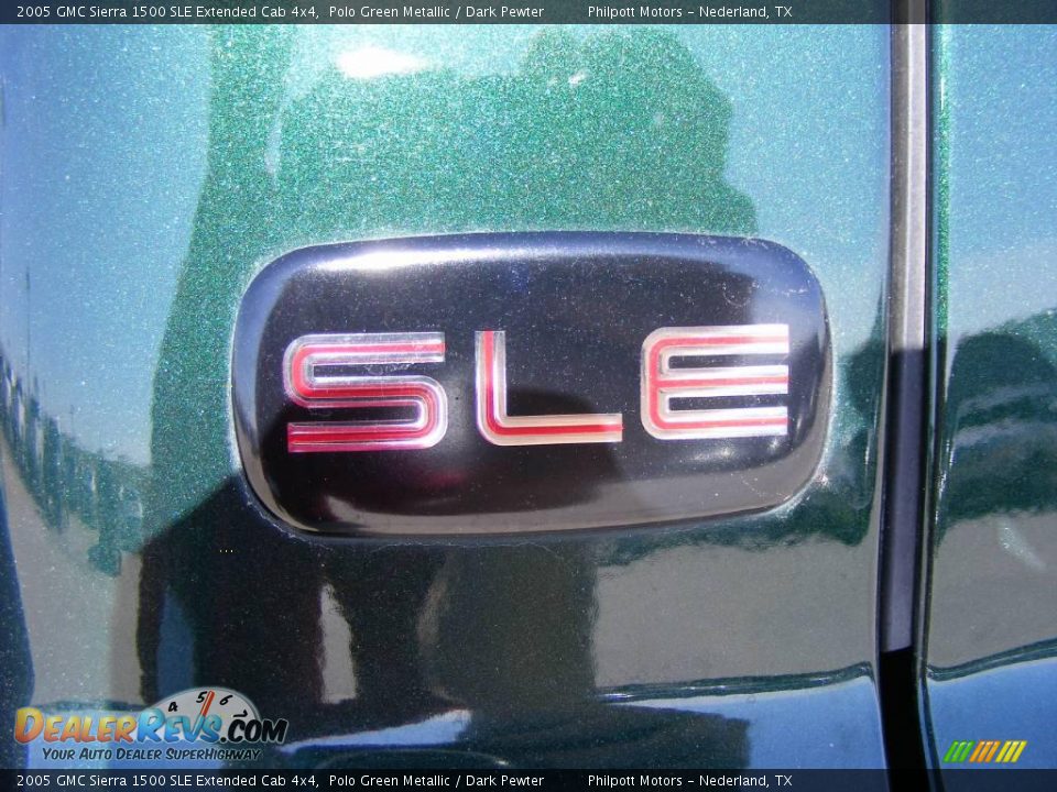2005 GMC Sierra 1500 SLE Extended Cab 4x4 Polo Green Metallic / Dark Pewter Photo #20
