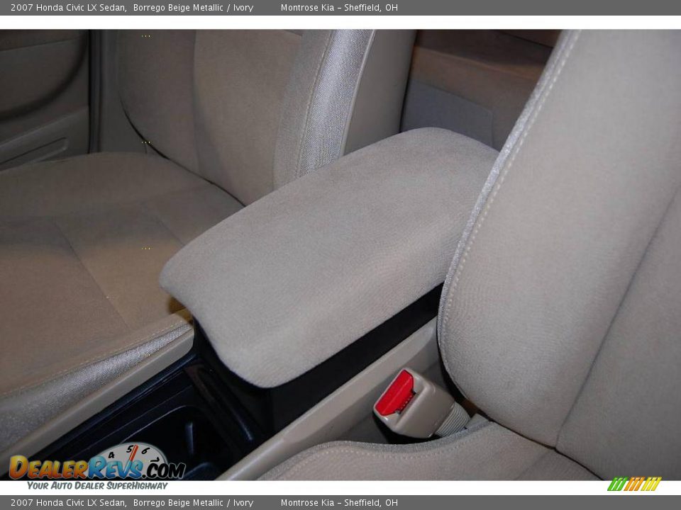 2007 Honda Civic LX Sedan Borrego Beige Metallic / Ivory Photo #36
