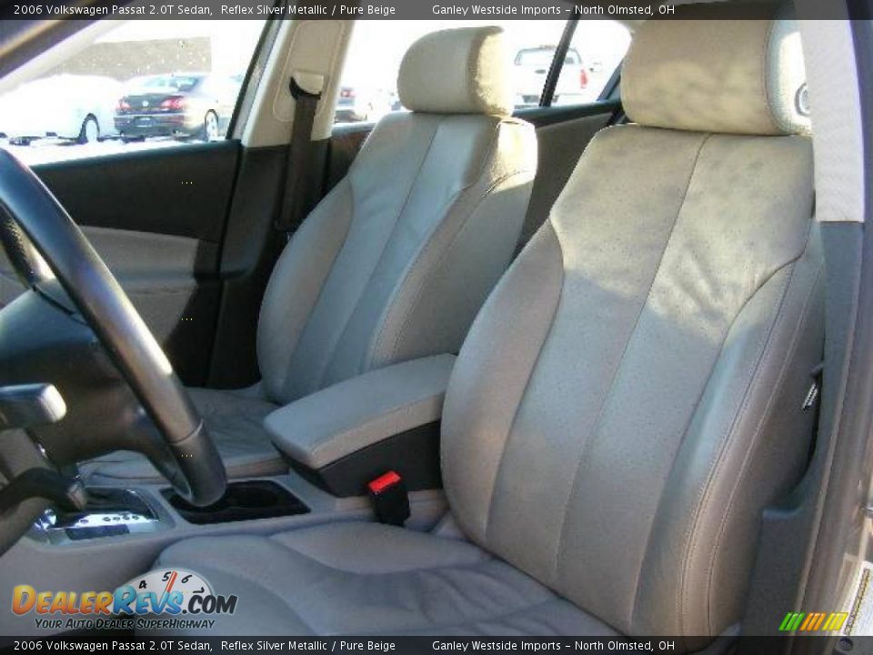 2006 Volkswagen Passat 2.0T Sedan Reflex Silver Metallic / Pure Beige Photo #9