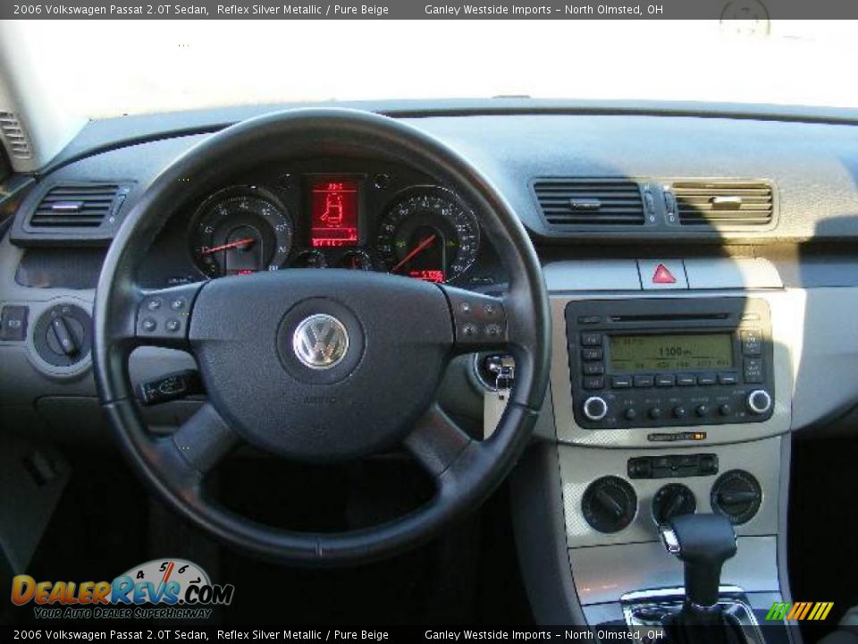 2006 Volkswagen Passat 2.0T Sedan Reflex Silver Metallic / Pure Beige Photo #14
