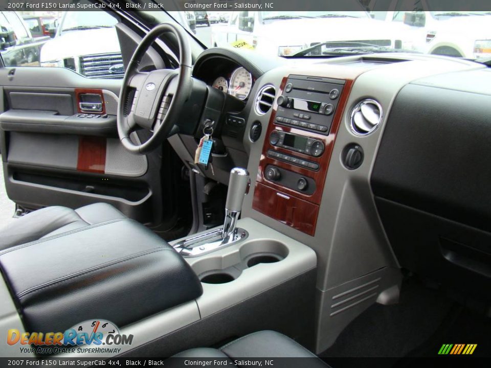 2007 Ford F150 Lariat SuperCab 4x4 Black / Black Photo #13