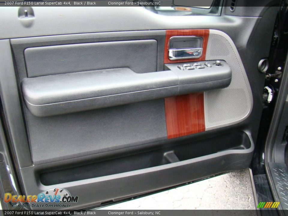 2007 Ford F150 Lariat SuperCab 4x4 Black / Black Photo #16