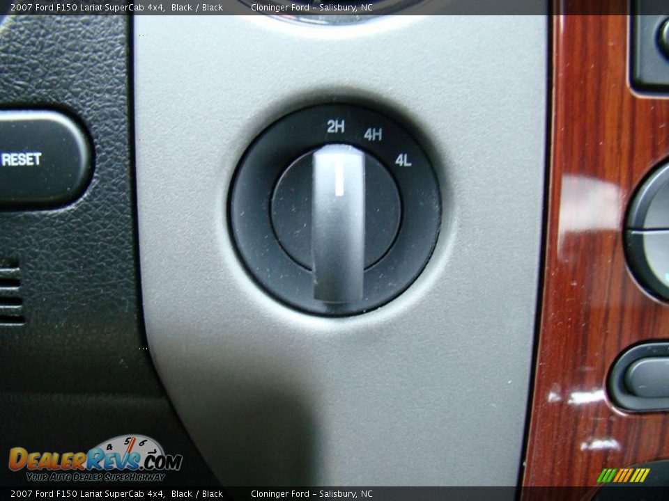 2007 Ford F150 Lariat SuperCab 4x4 Black / Black Photo #22