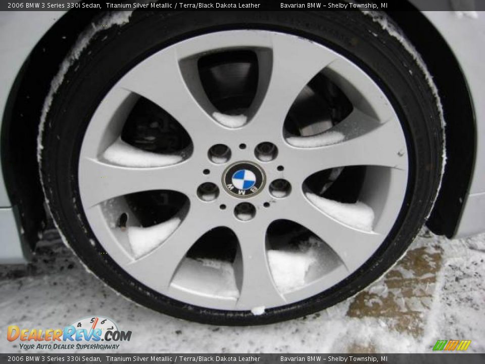 2006 BMW 3 Series 330i Sedan Titanium Silver Metallic / Terra/Black Dakota Leather Photo #10
