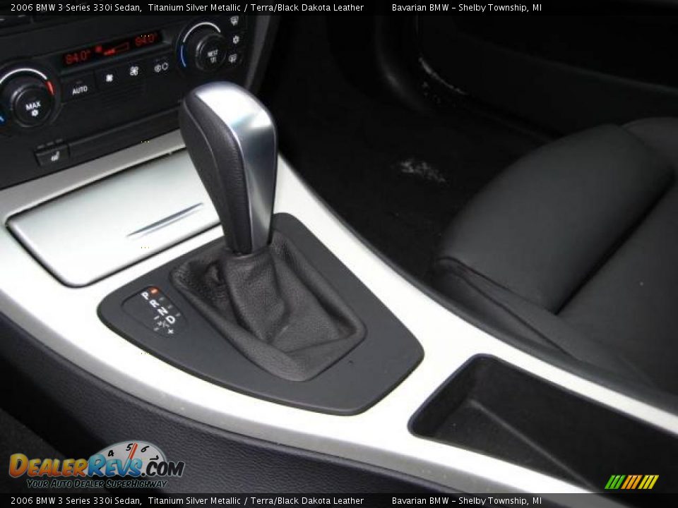 2006 BMW 3 Series 330i Sedan Titanium Silver Metallic / Terra/Black Dakota Leather Photo #19
