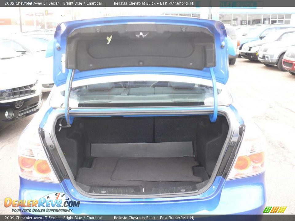2009 Chevrolet Aveo LT Sedan Bright Blue / Charcoal Photo #13