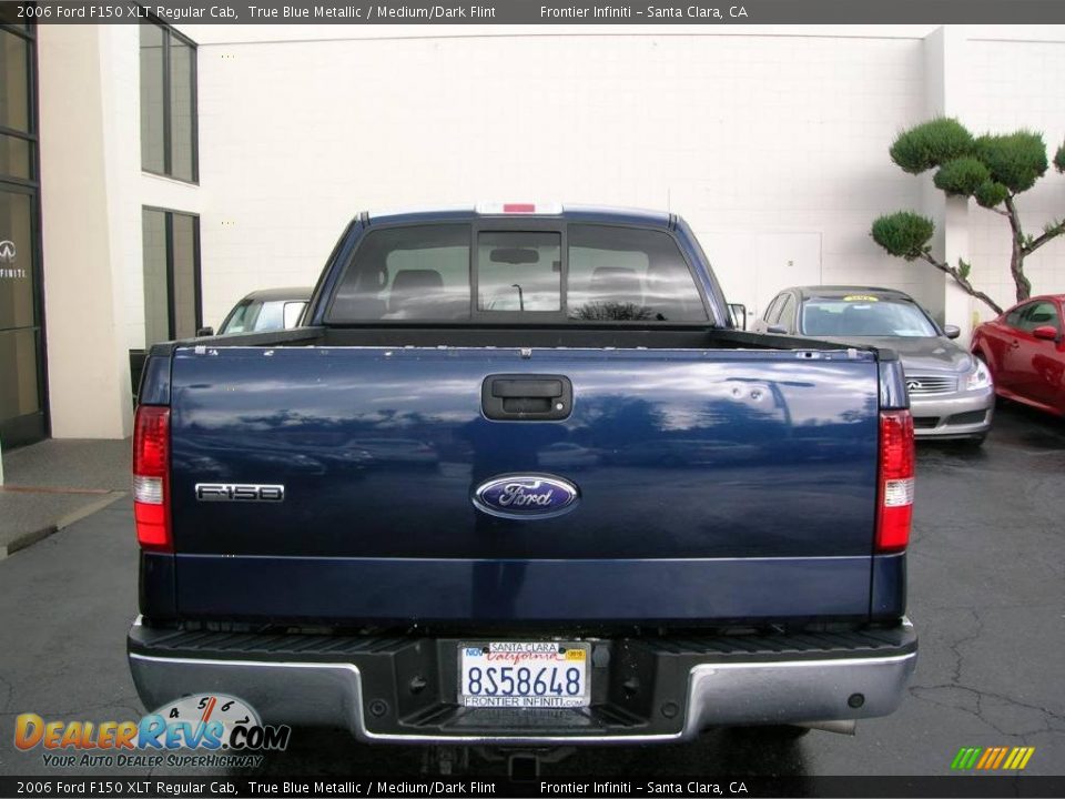2006 Ford F150 XLT Regular Cab True Blue Metallic / Medium/Dark Flint Photo #4