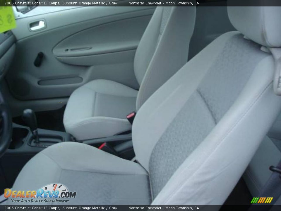 2006 Chevrolet Cobalt LS Coupe Sunburst Orange Metallic / Gray Photo #10
