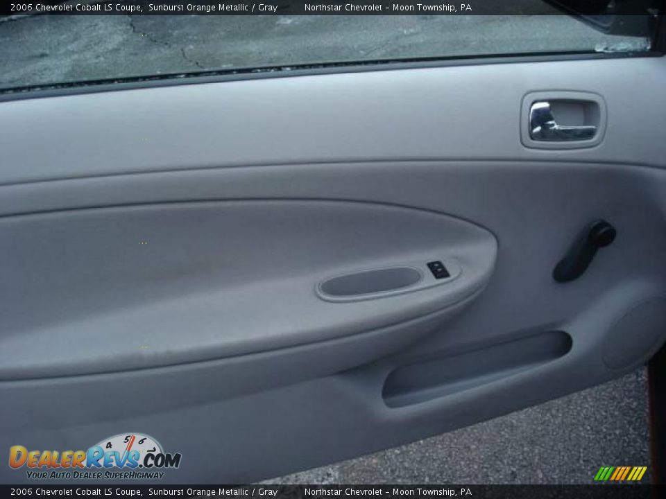 2006 Chevrolet Cobalt LS Coupe Sunburst Orange Metallic / Gray Photo #13