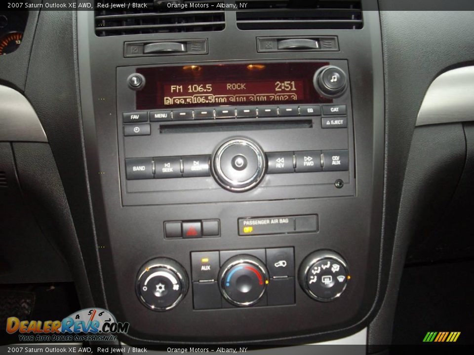 2007 Saturn Outlook XE AWD Red Jewel / Black Photo #8
