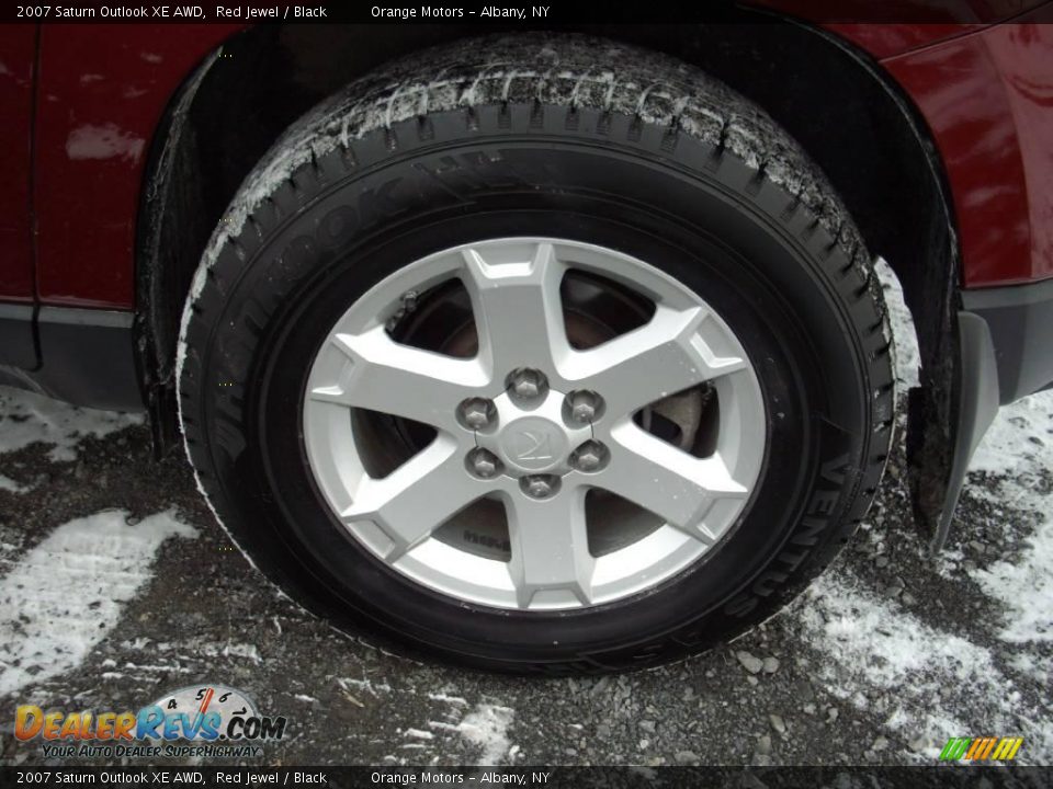 2007 Saturn Outlook XE AWD Red Jewel / Black Photo #17