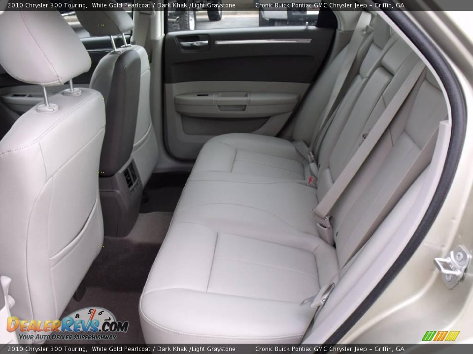 2010 Chrysler 300 Touring White Gold Pearlcoat / Dark Khaki/Light Graystone Photo #13