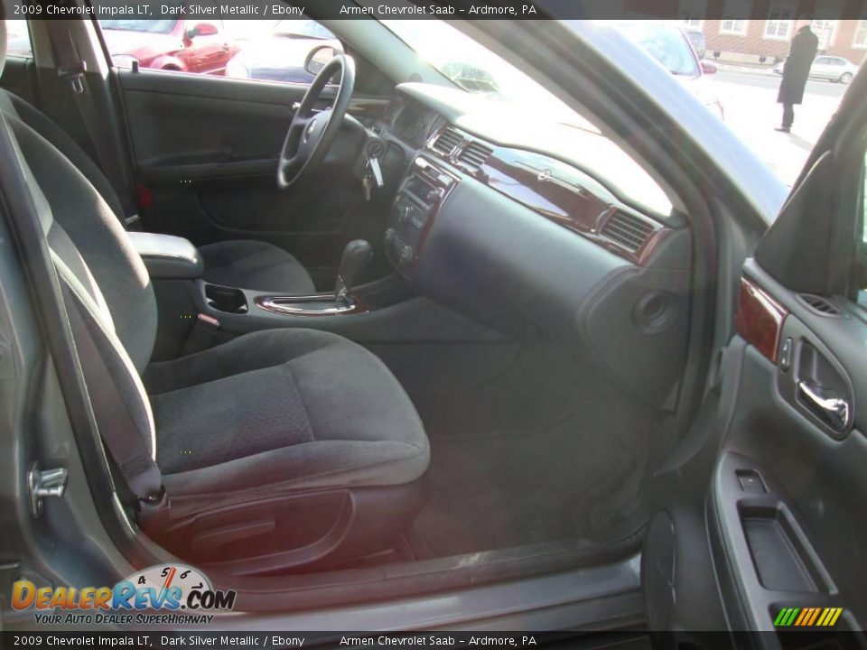 2009 Chevrolet Impala LT Dark Silver Metallic / Ebony Photo #17