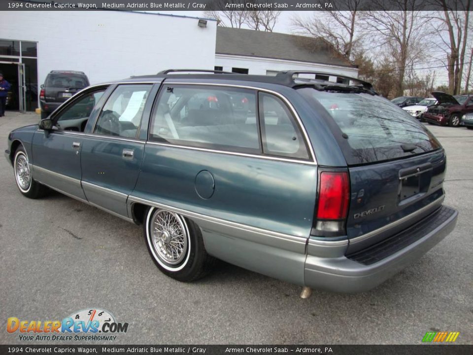 1994 Chevrolet Caprice Wagon Medium Adriatic Blue Metallic / Gray Photo #9