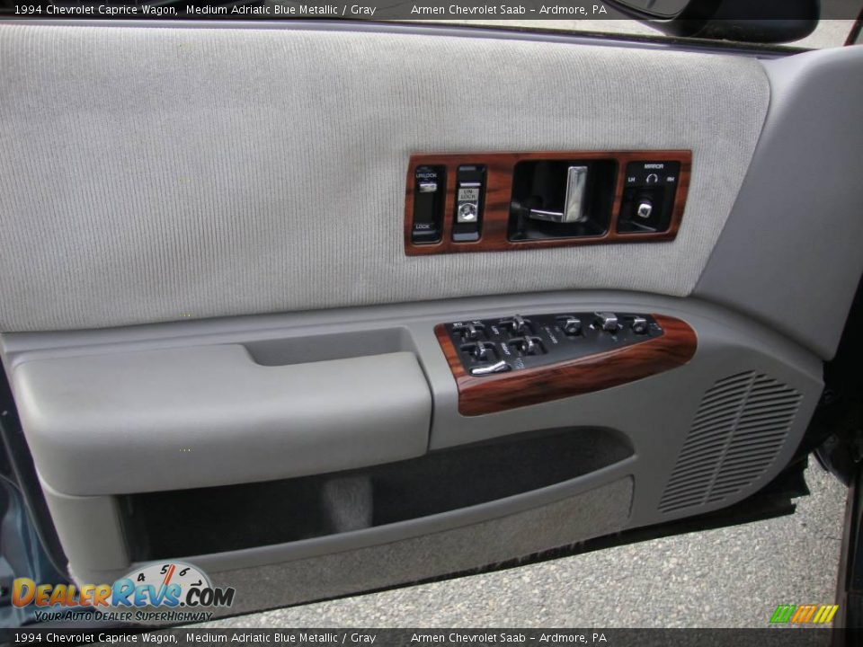 1994 Chevrolet Caprice Wagon Medium Adriatic Blue Metallic / Gray Photo #13