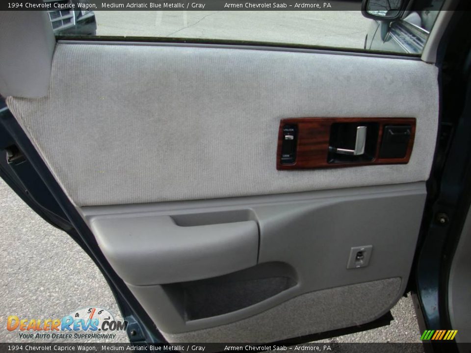 1994 Chevrolet Caprice Wagon Medium Adriatic Blue Metallic / Gray Photo #22