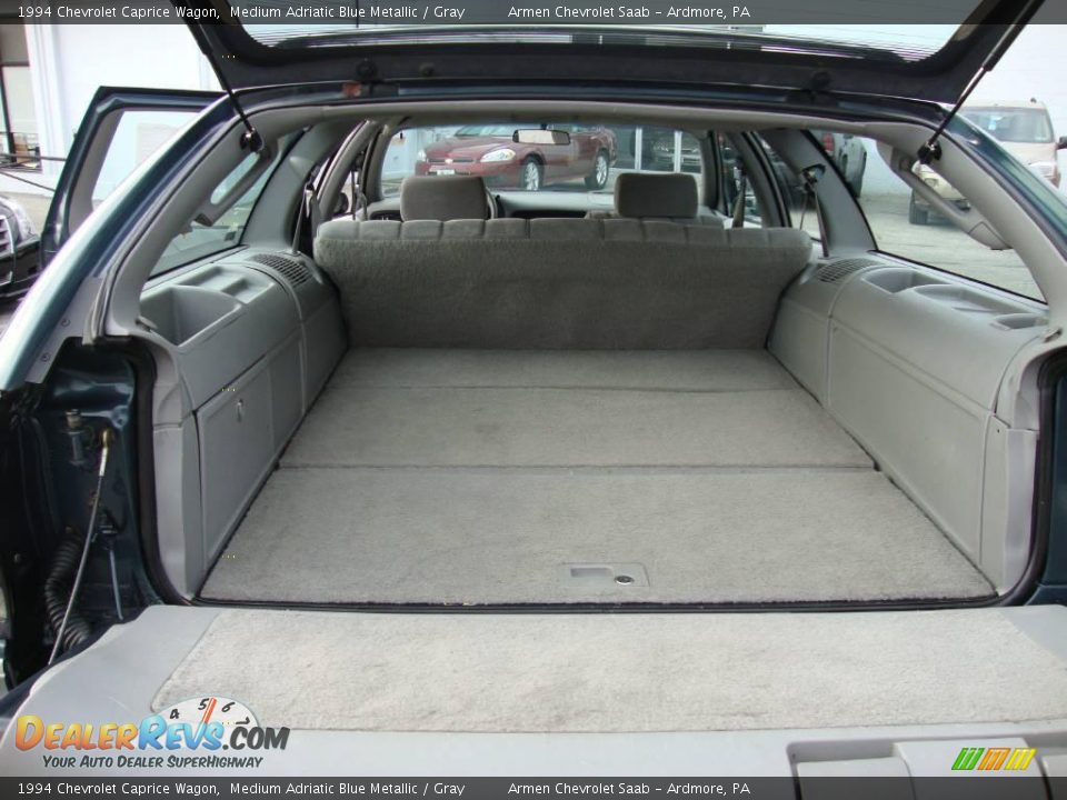 1994 Chevrolet Caprice Wagon Medium Adriatic Blue Metallic / Gray Photo #23