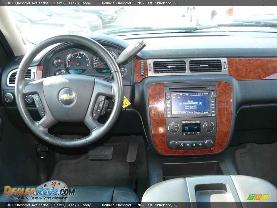 2007 Chevrolet Avalanche LTZ 4WD Black / Ebony Photo #9