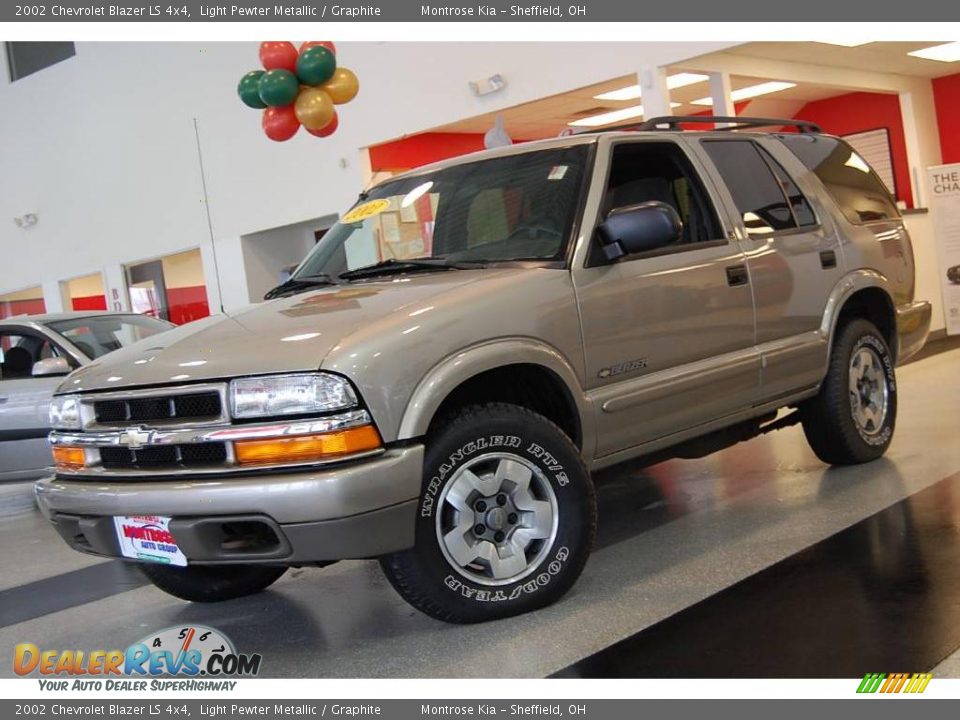 2002 Chevrolet Blazer LS 4x4 Light Pewter Metallic / Graphite Photo #1