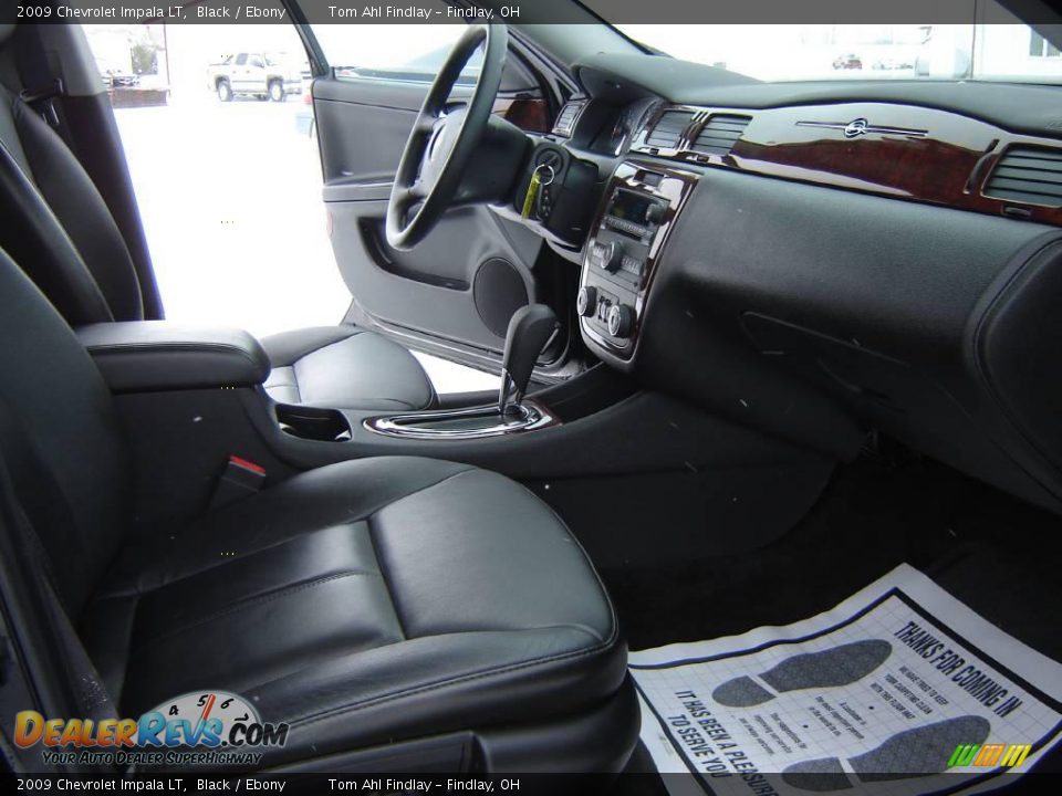 2009 Chevrolet Impala LT Black / Ebony Photo #12