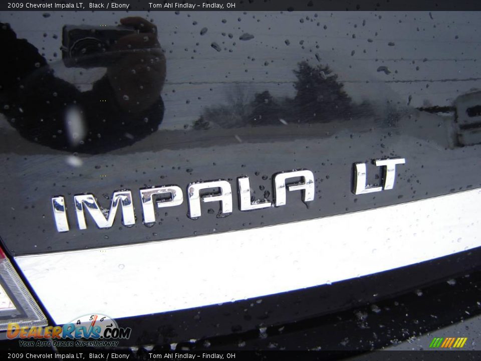 2009 Chevrolet Impala LT Black / Ebony Photo #13