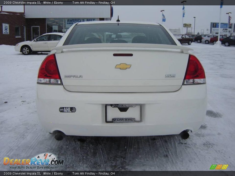 2009 Chevrolet Impala SS White / Ebony Photo #4