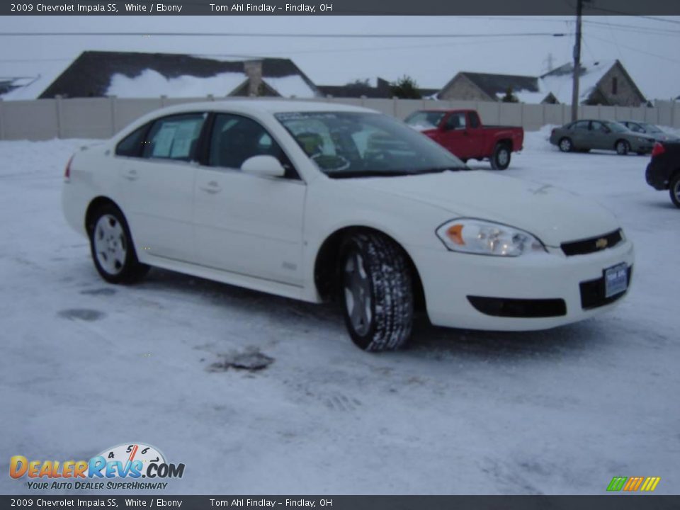 2009 Chevrolet Impala SS White / Ebony Photo #7