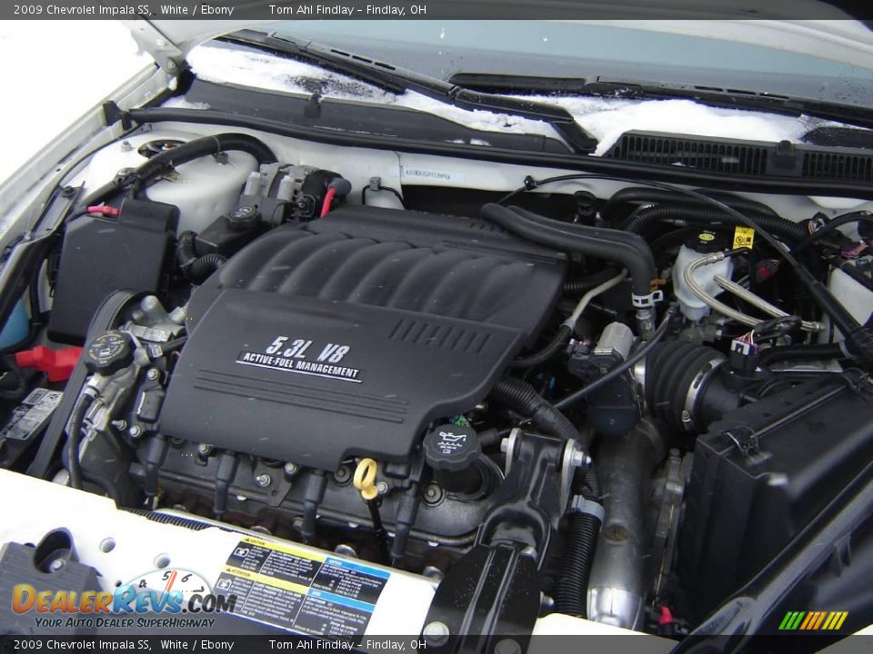 2009 Chevrolet Impala SS White / Ebony Photo #18