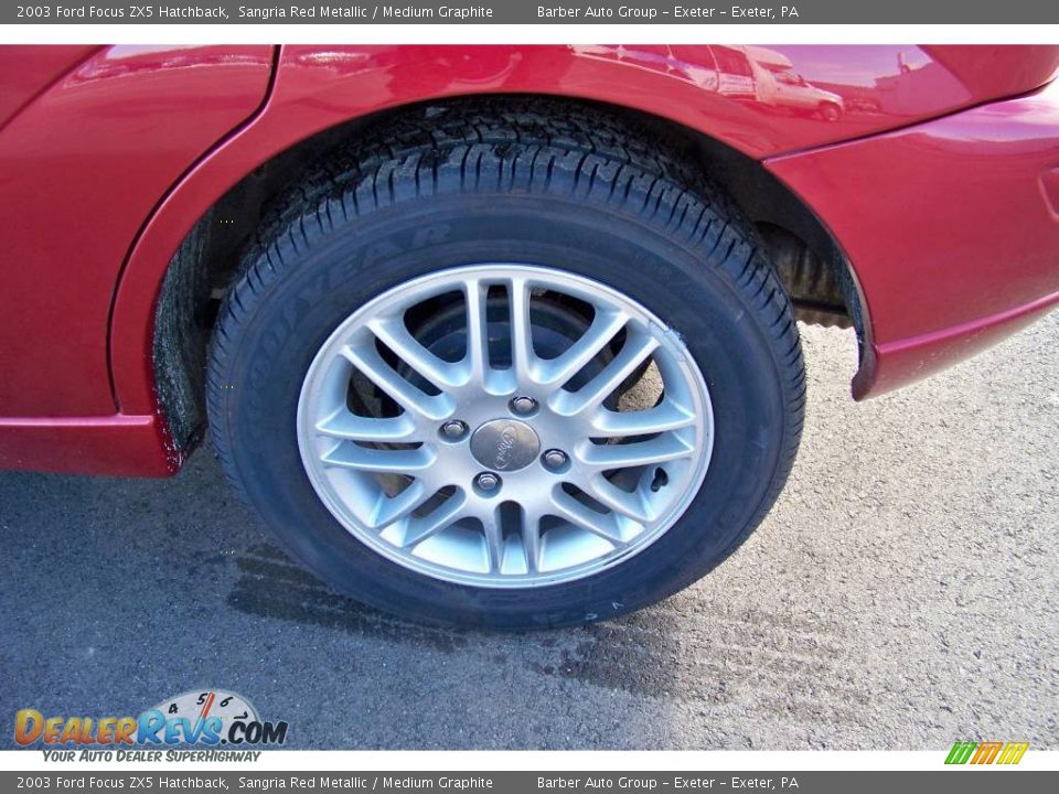 2003 Ford Focus ZX5 Hatchback Sangria Red Metallic / Medium Graphite Photo #9