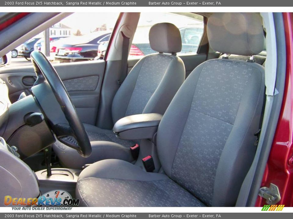 2003 Ford Focus ZX5 Hatchback Sangria Red Metallic / Medium Graphite Photo #12