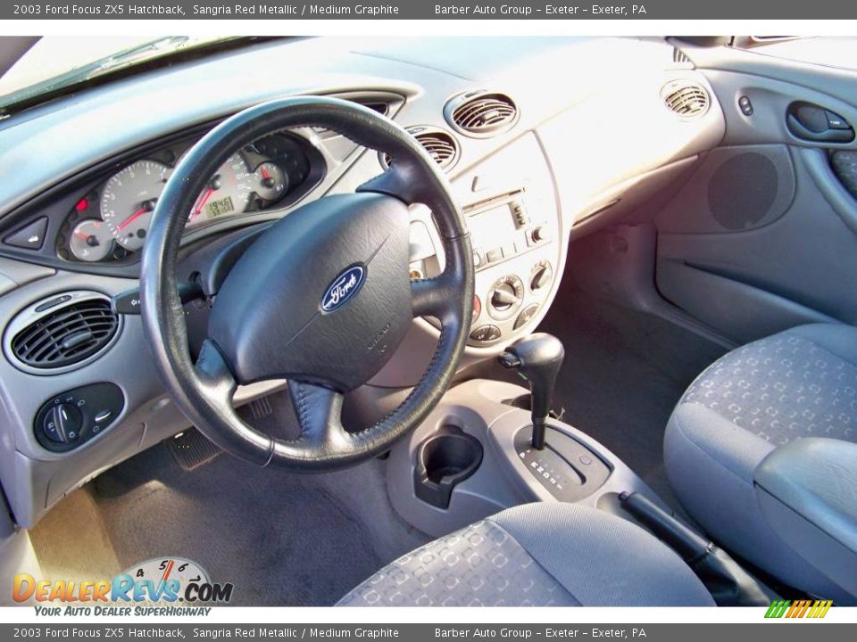 2003 Ford Focus ZX5 Hatchback Sangria Red Metallic / Medium Graphite Photo #13