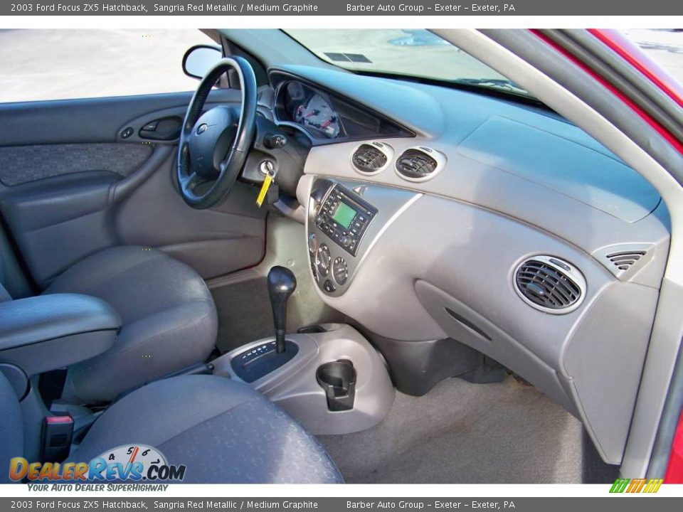 2003 Ford Focus ZX5 Hatchback Sangria Red Metallic / Medium Graphite Photo #20