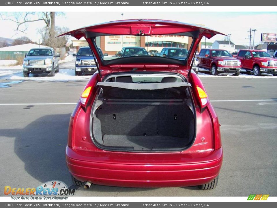 2003 Ford Focus ZX5 Hatchback Sangria Red Metallic / Medium Graphite Photo #21