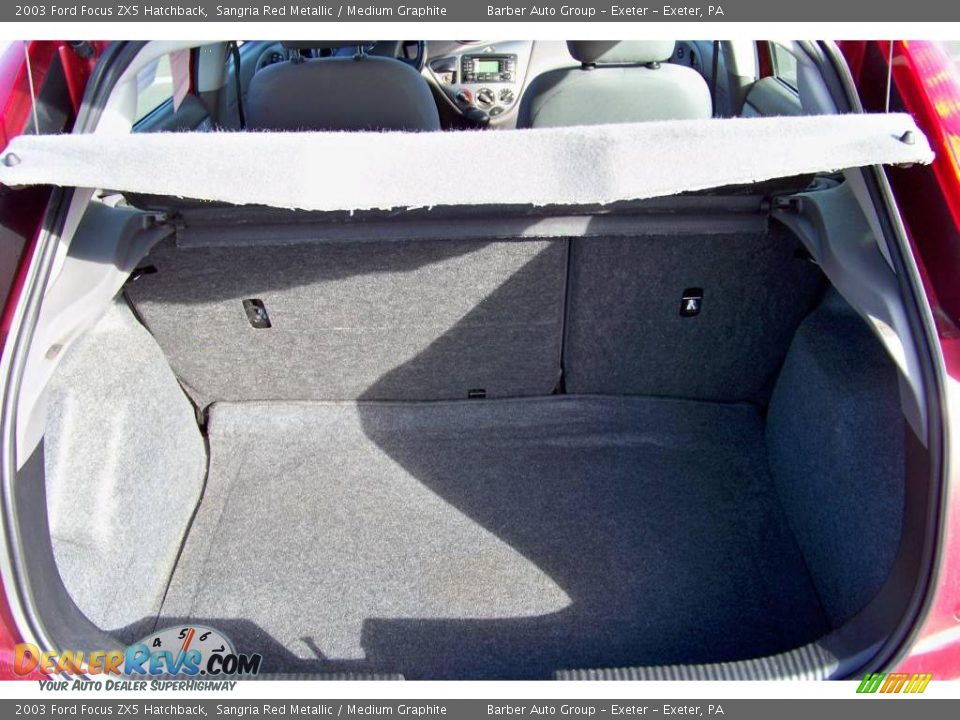 2003 Ford Focus ZX5 Hatchback Sangria Red Metallic / Medium Graphite Photo #22