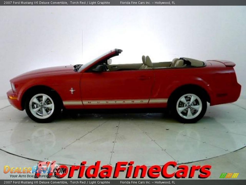 2007 Ford Mustang V6 Deluxe Convertible Torch Red / Light Graphite Photo #3