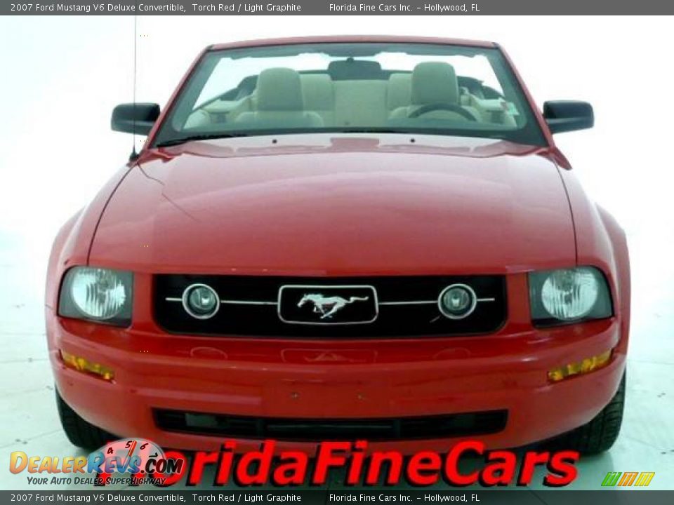 2007 Ford Mustang V6 Deluxe Convertible Torch Red / Light Graphite Photo #5