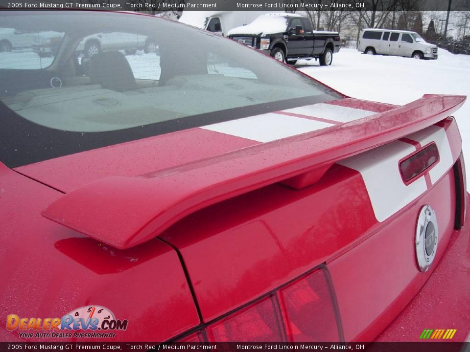 2005 Ford Mustang GT Premium Coupe Torch Red / Medium Parchment Photo #12