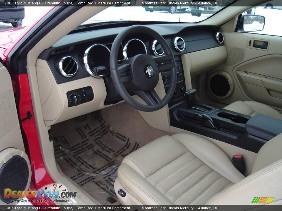 2005 Ford Mustang GT Premium Coupe Torch Red / Medium Parchment Photo #21