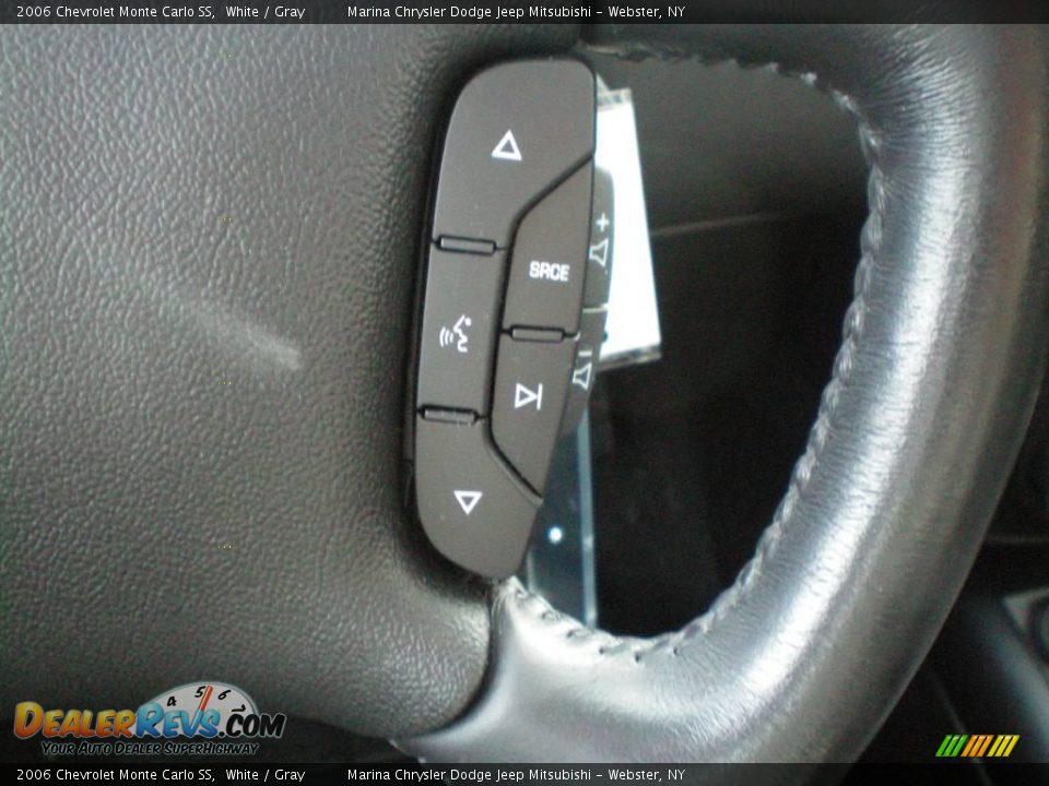 2006 Chevrolet Monte Carlo SS White / Gray Photo #5