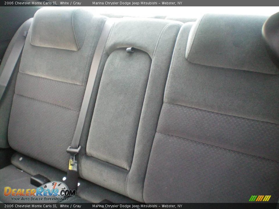 2006 Chevrolet Monte Carlo SS White / Gray Photo #16