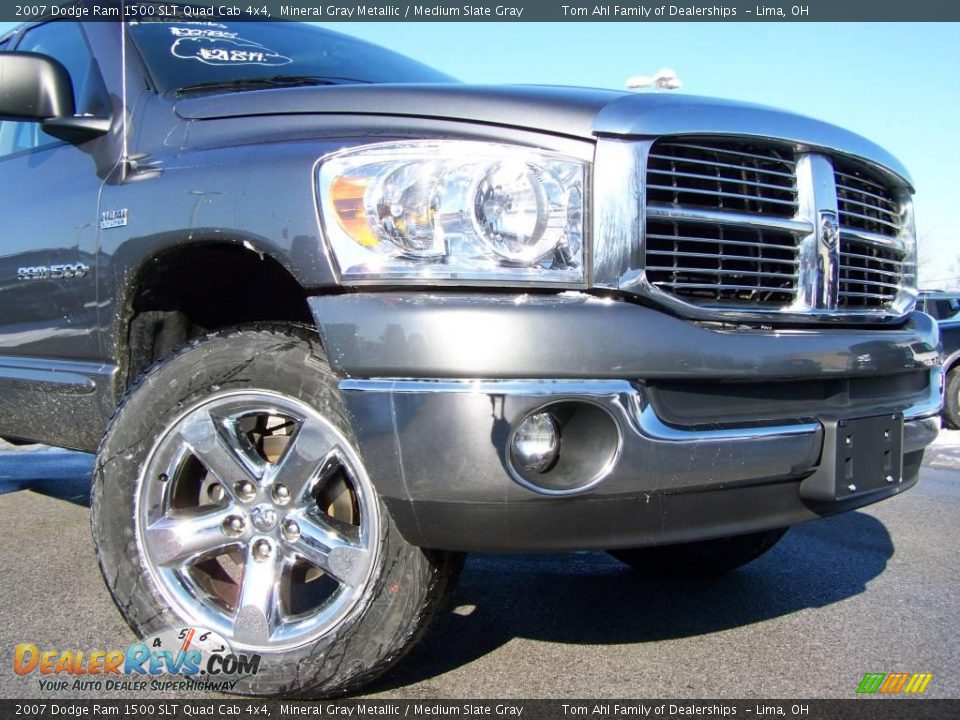 2007 Dodge Ram 1500 SLT Quad Cab 4x4 Mineral Gray Metallic / Medium Slate Gray Photo #2